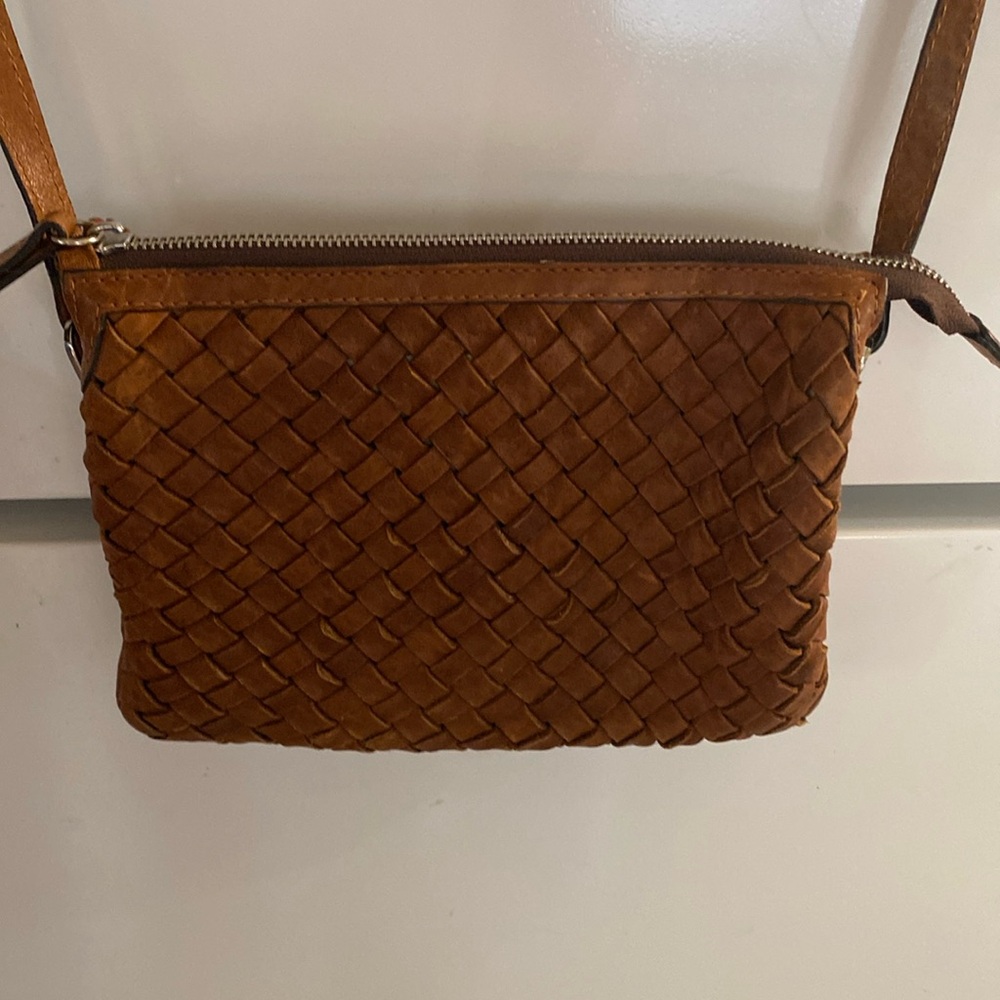 Maxon Collection Leather crossbody